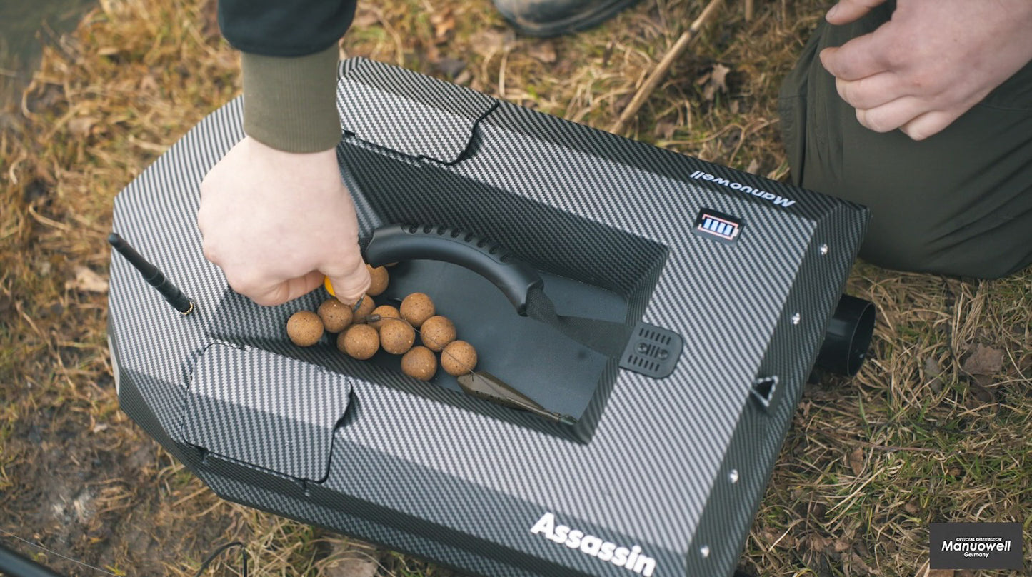 Manuowell Assassin Futterboot Standard Manuowell